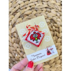Мартеничка с ръчна бродерия - Модел 2